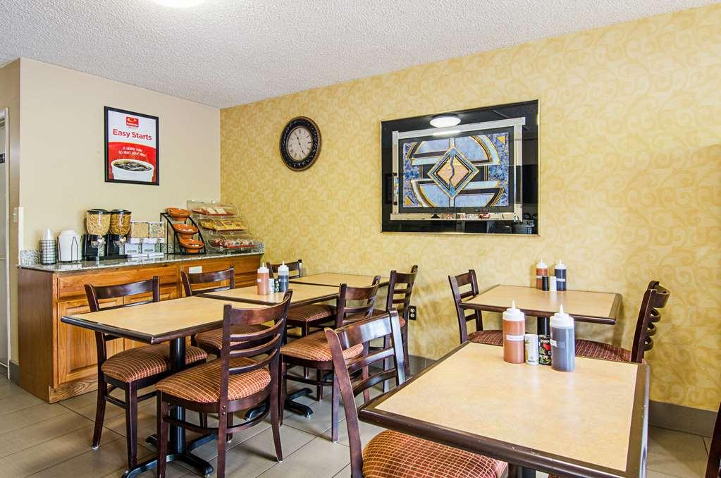Econo Lodge Lynchburg South Ristorante foto