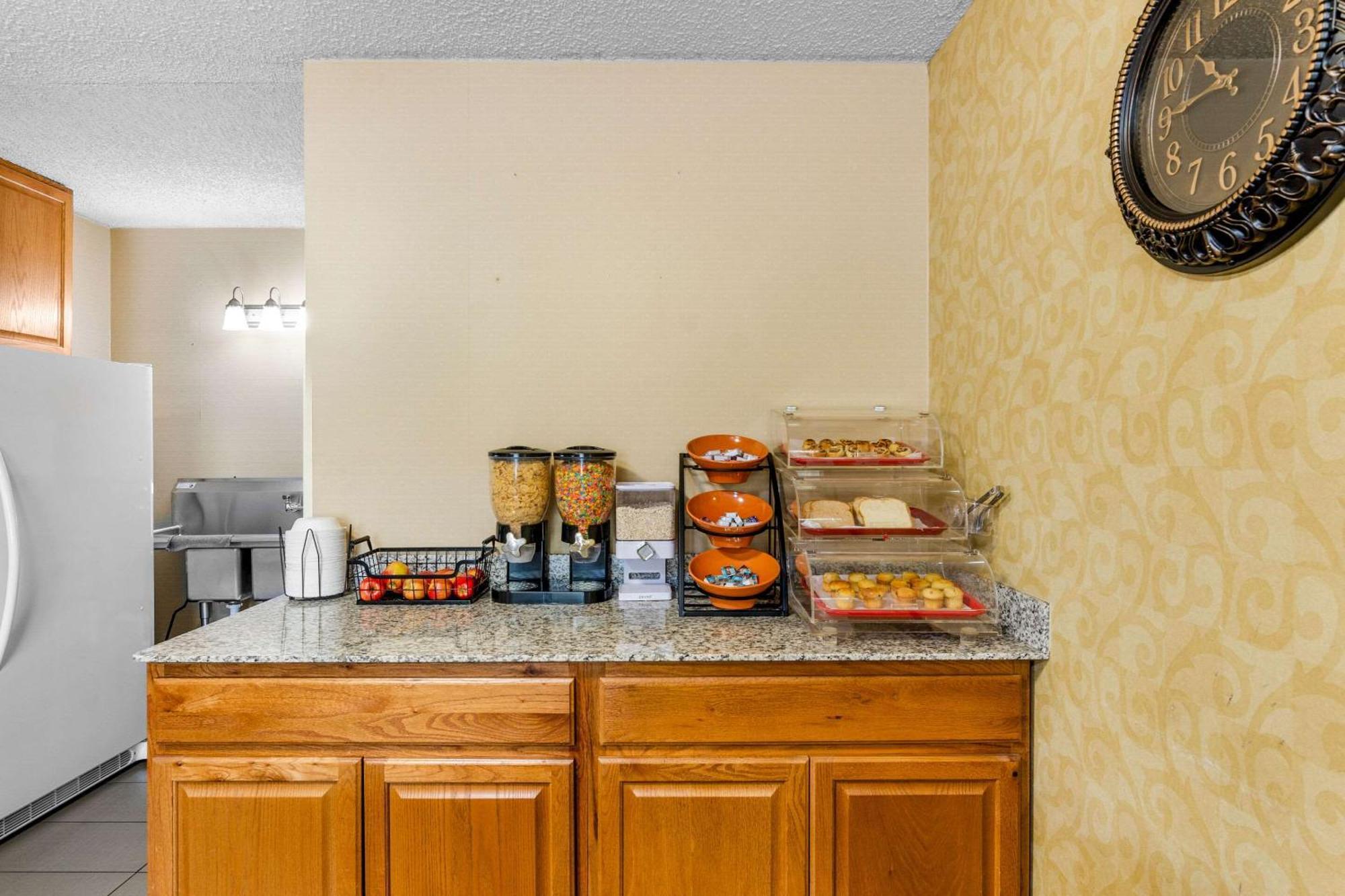 Econo Lodge Lynchburg South Esterno foto