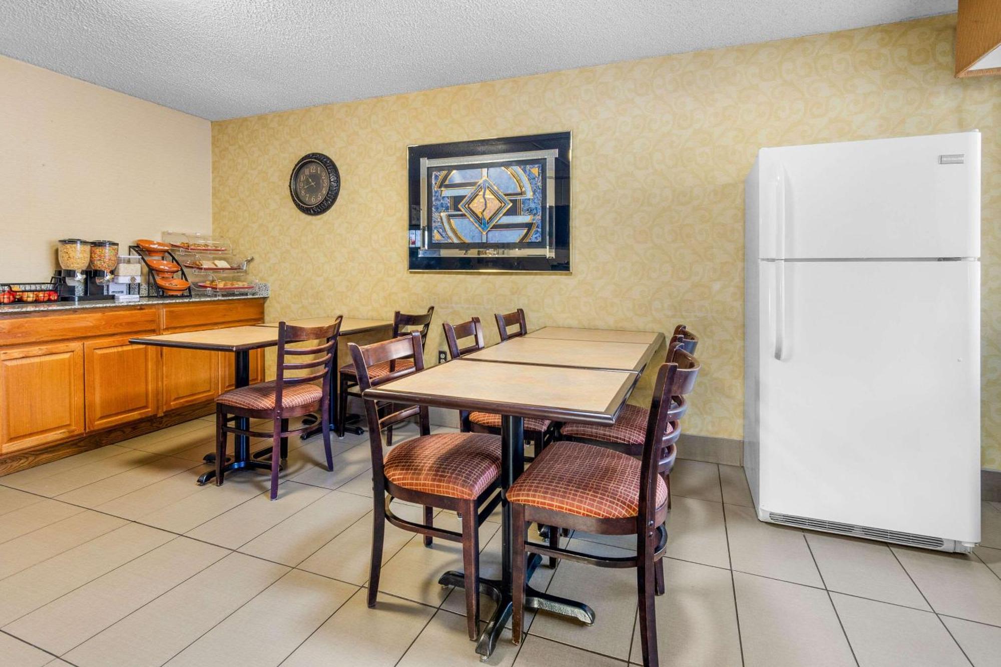 Econo Lodge Lynchburg South Esterno foto
